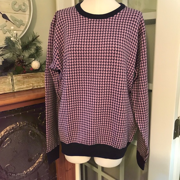 100% Extra fine Merino wool houndstooth pink/navy sweater - Picture 5 of 12